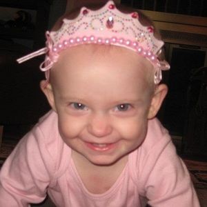 Meet your Posher, Tefta